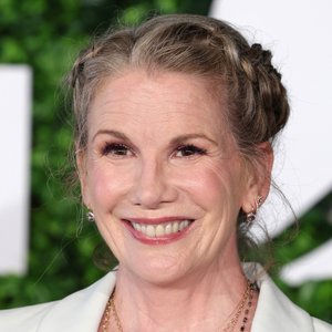 Melissa Gilbert Rocks Gray Hair Without Chopping Her Locks