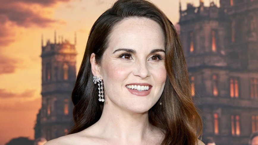 Michelle Dockery’s Hidden Passion Spills Out in Her Chic West London Pad