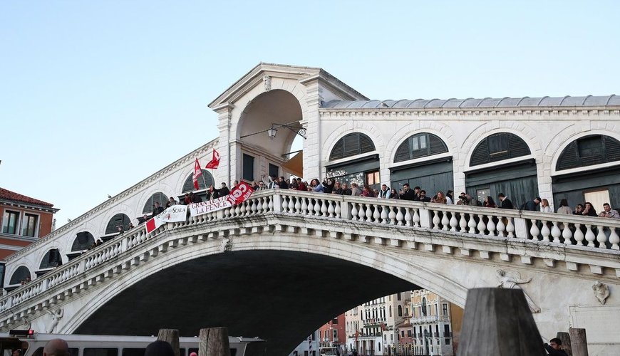 Venice's La Fenice Faces Backlash Over New Music Director with Political Ties