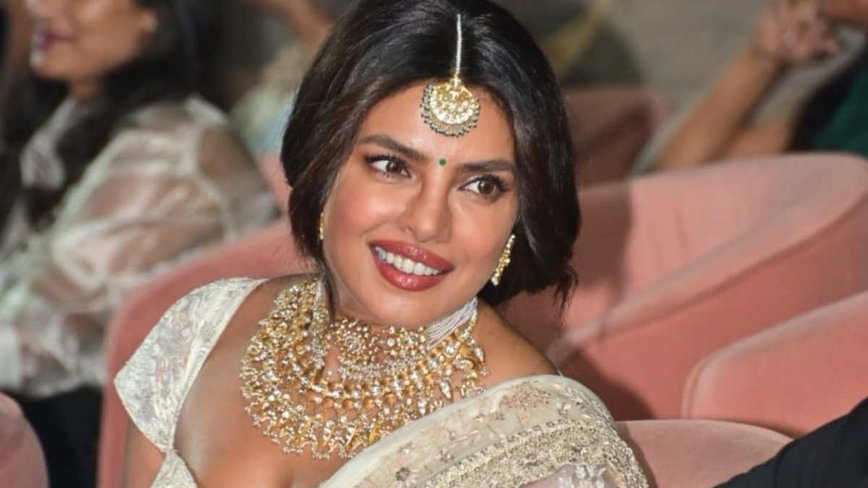 Priyanka Chopra: Juggling Hollywood Dreams and Bollywood Roots