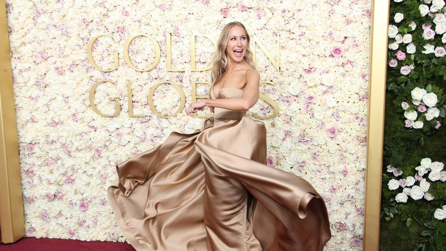 Nikki Glaser Returns to the Golden Globes Stage: A Look Back at Her Iconic Fashion Moments