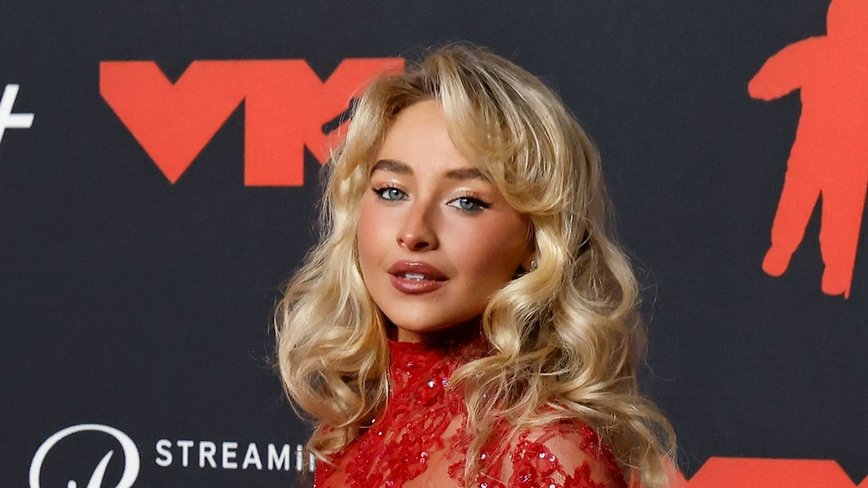 Sabrina Carpenter's Bold New Look Shakes Up Hollywood