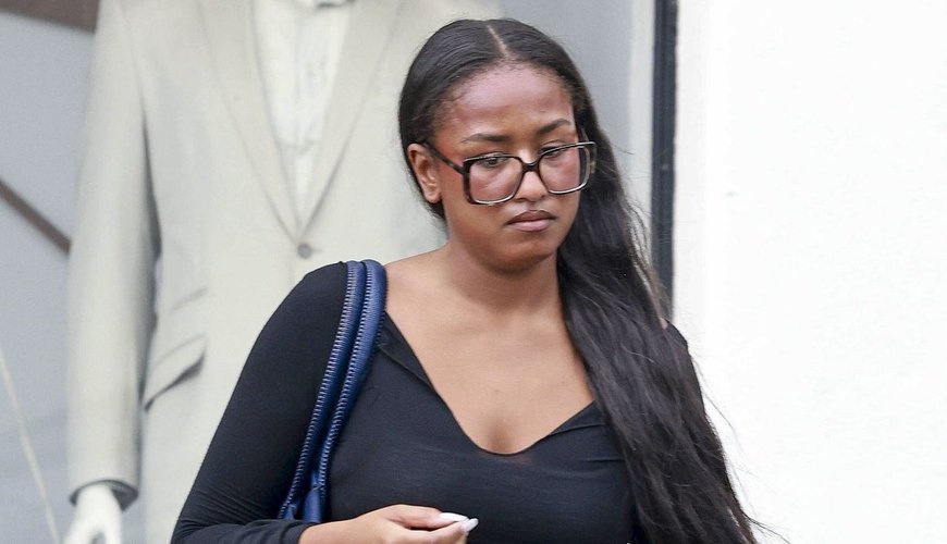 Sasha Obama Nails Effortless LA Vibes with Denim and Chic Footwear