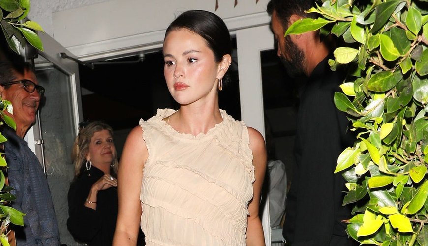 Selena Gomez Rocks a Spring Look That’s Anything but Basic