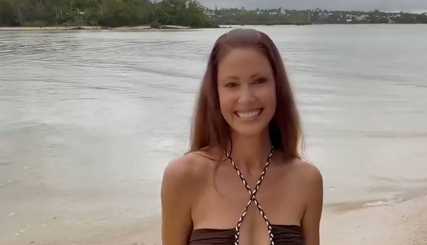 Shannon Elizabeth Stuns in Swimsuit as She Makes Waves on OnlyFans
