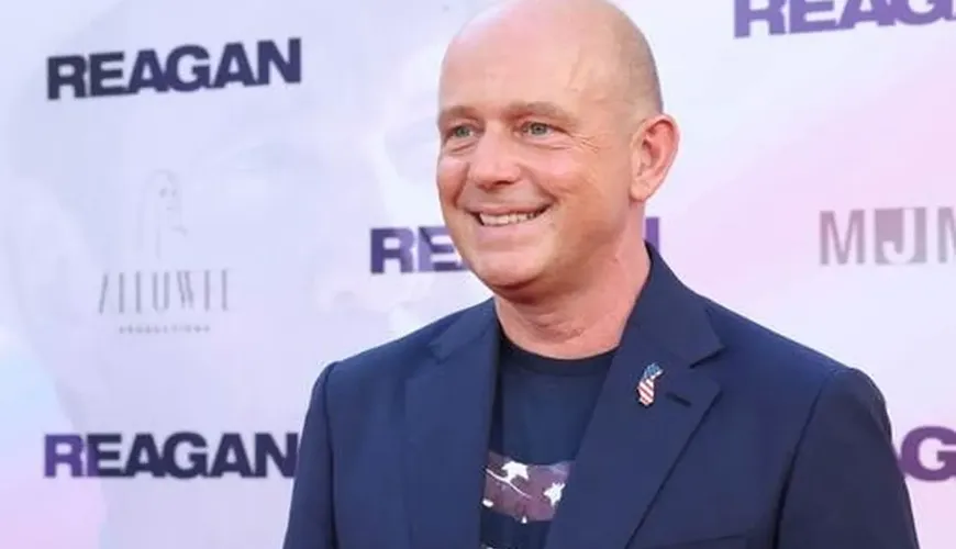 Steve Hilton Takes the Lead in Cali Governor Race with SoCal Swagger