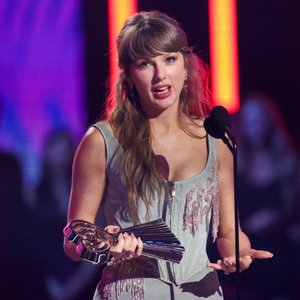 Taylor Swift Takes On AI Deepfakes with Bold Trademark Move