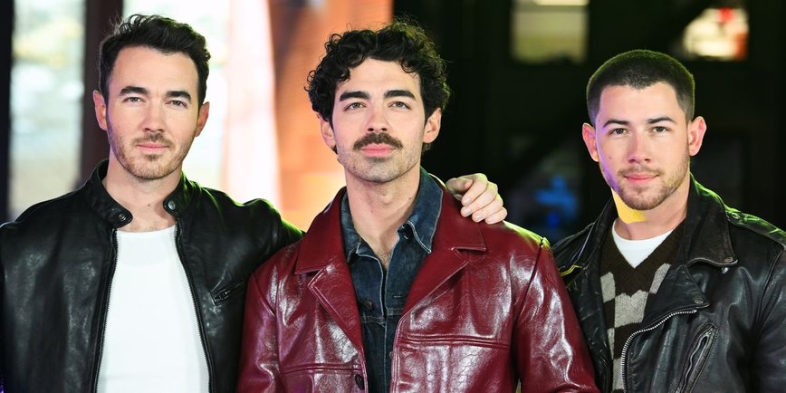 Jonas Brothers Ditch 2025 MTV VMAs for Epic LA Tour Stop - Here's Why!
