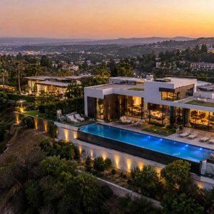 California Dreaming: The Luxe Lives of Latino Celebs