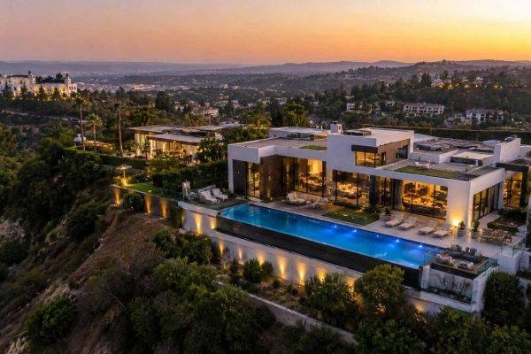 California Dreaming: The Luxe Lives of Latino Celebs