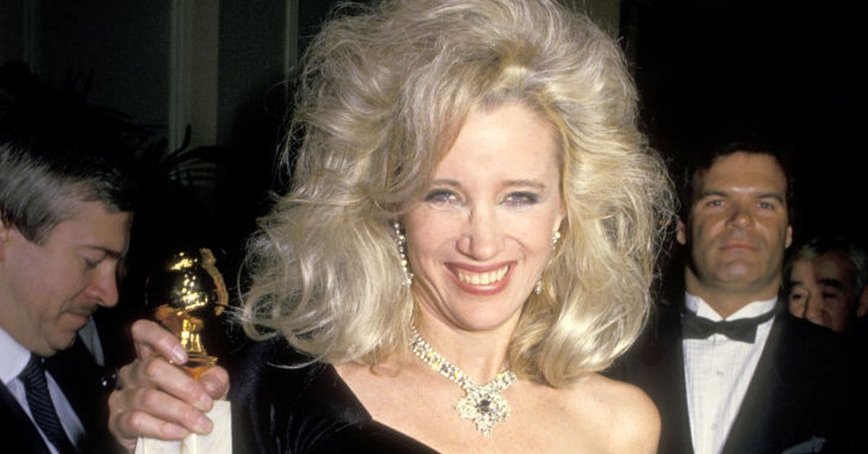 Hollywood Mourns: Sally Kirkland, Golden Globe Star, Passes at 84