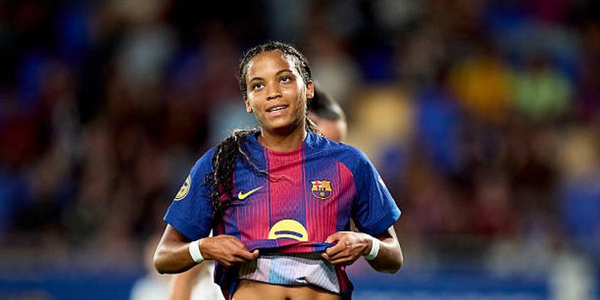Vicky López Shines Bright: Finding Strength in Family and Faith from Madrid to SoCal Vibes