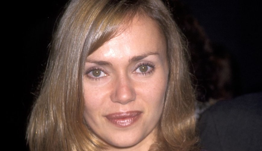 Vanessa Angel Defies Time in Effortlessly Cool L.A. Stroll