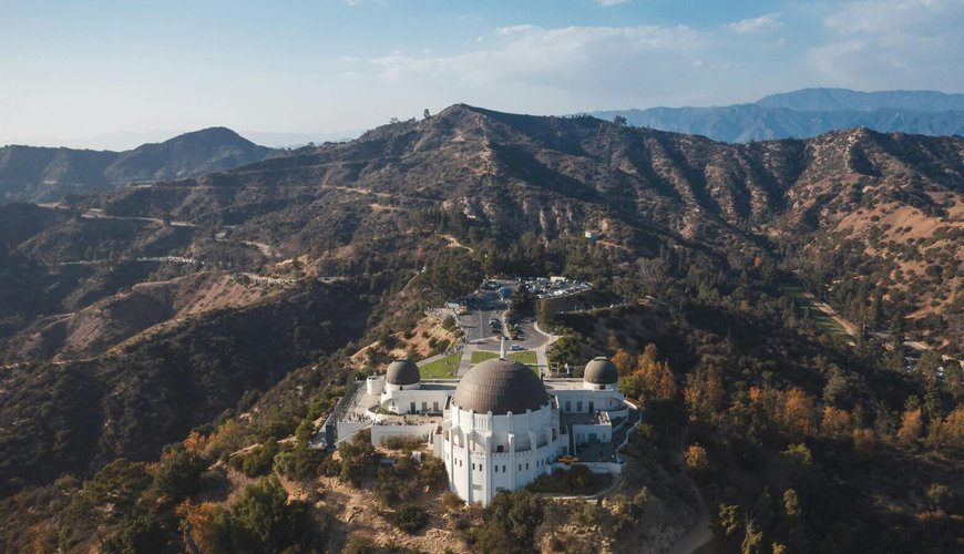 Hollywood Dreams and Drama: The Real-Life Backdrop of Marvel's 'Wonder Man'