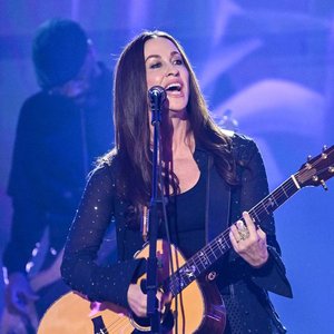 Alanis Morissette: From 90s Icon to A-list Love Affairs