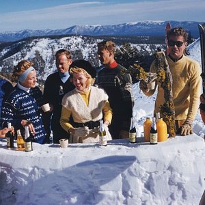 Skiing: The Timeless Glamour of the Slopes