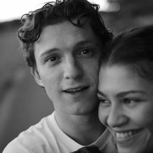 Zendaya Goes Gaga for Tom Holland's Iconic 'Umbrella' Moment